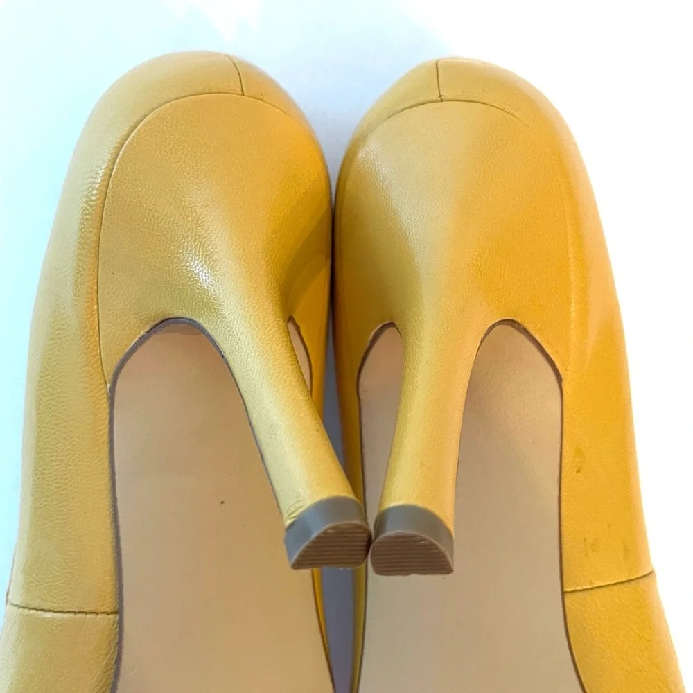 KAREN SCOTT BUCKLE DETAIL PEEP TOE HEELS
